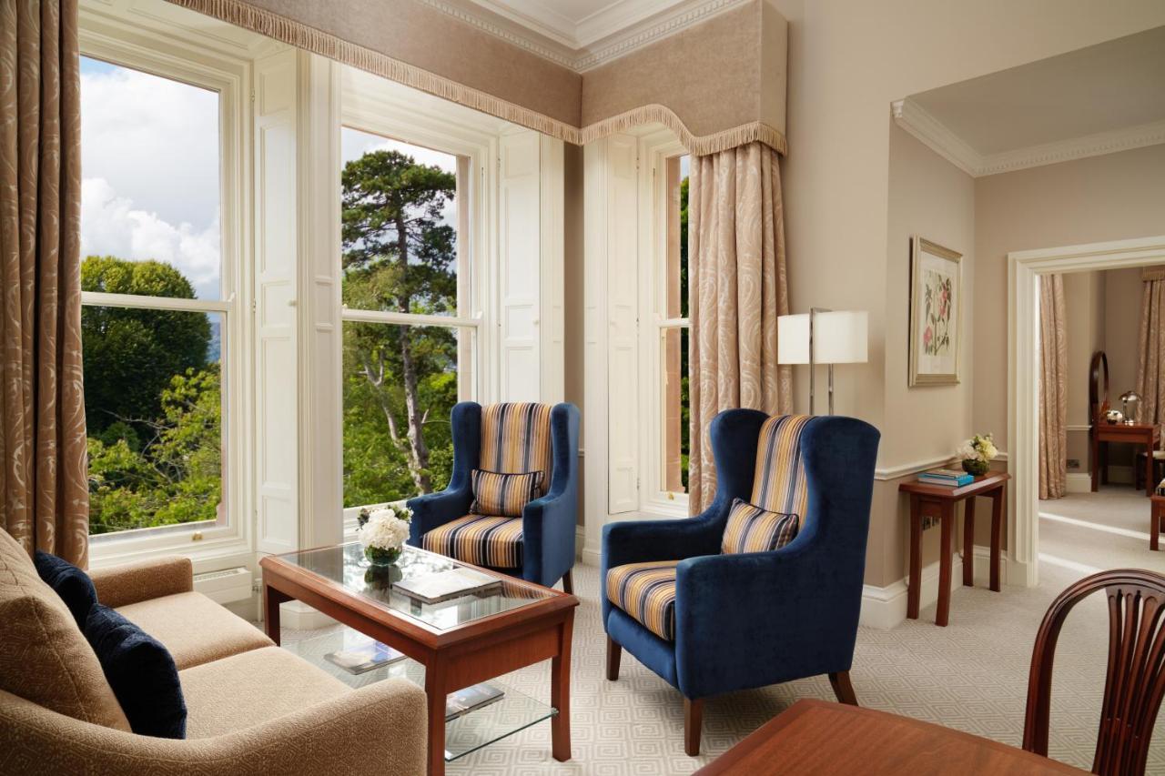 The Culloden Estate And Spa Холивуд Екстериор снимка A suite at the hotel