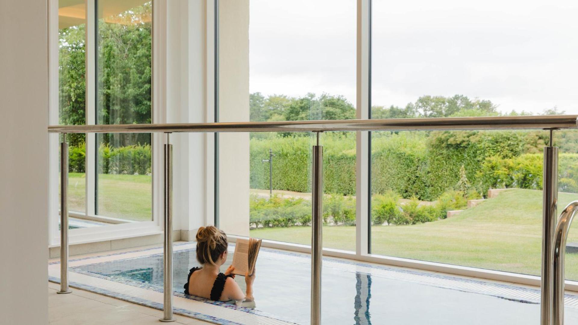 The Culloden Estate And Spa Холивуд Екстериор снимка The spa at The Grove