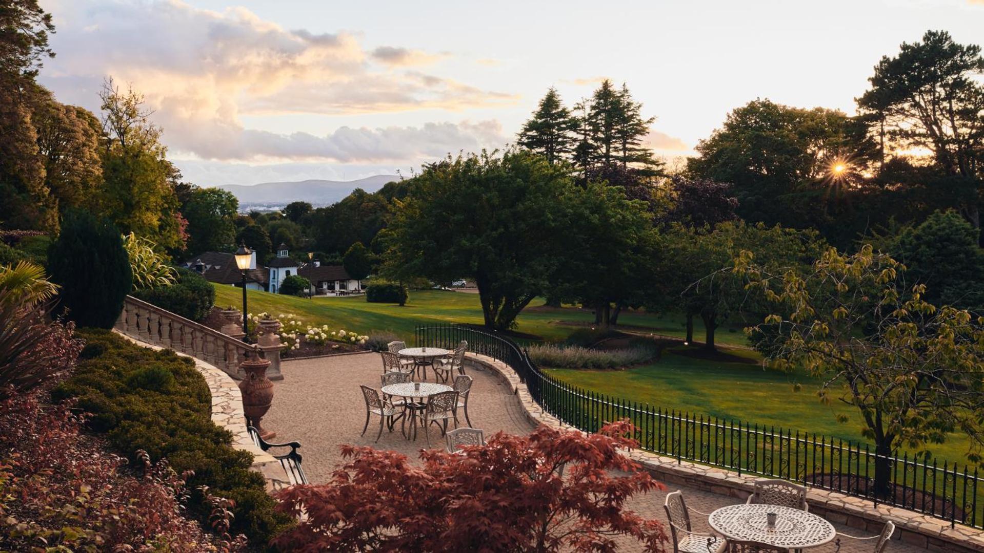 The Culloden Estate And Spa Холивуд Екстериор снимка The Terrace at the Old Vic